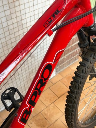 Bicicleta Junior B-PRO 24 Roja