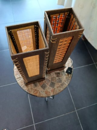 Lámpara rústica de madera y bambú