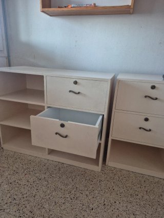 Muebles de escritorio de madera, estilo vintage.