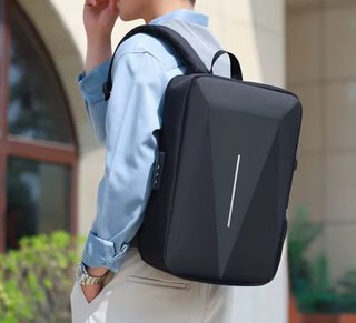 Mochila Antirrobo Carcasa Dura HOMEFISH – NUEVA