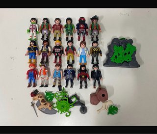 Lote Playmobil Figuras y Accesorios