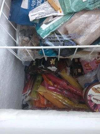 Arcón congelador Saivod mide 0,55 ancho alto 0,85