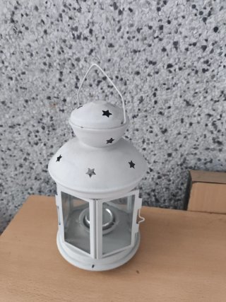Farolillo blanco decorativo con estrellas