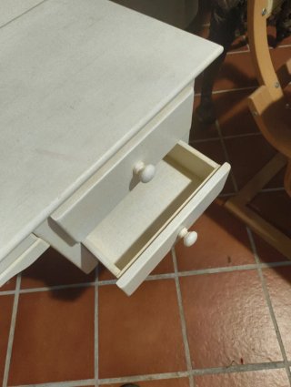 Escritorio infantil / Aparador