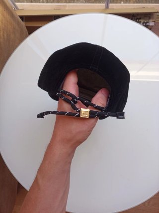 Gorra Miu Miu Negra