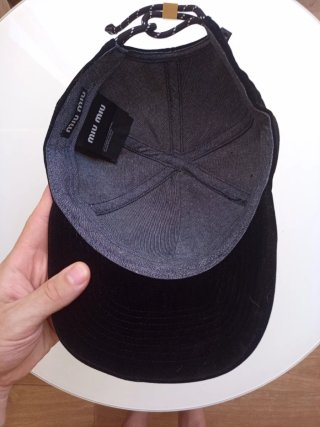 Gorra Miu Miu Negra