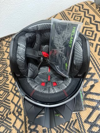 Casco UFO Plast Negro Talla XL