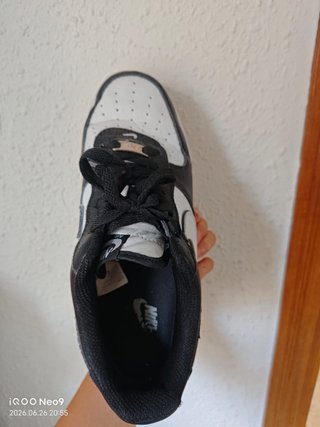 Nike Air Force 1 Negras y Blancas