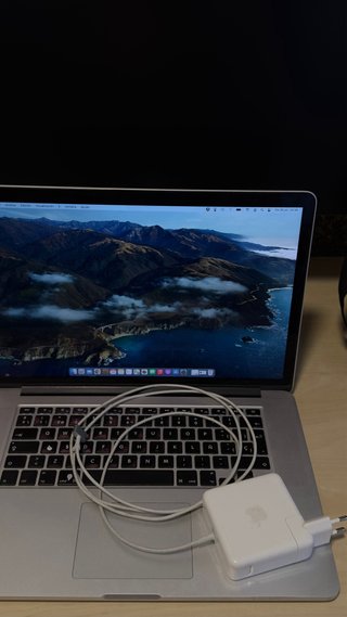 MacBook Pro 15.4" Retina (Mid 2014) - i7 / 16GB