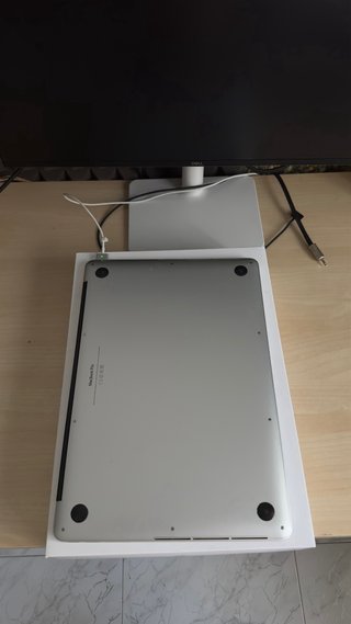 MacBook Pro 15.4" Retina (Mid 2014) - i7 / 16GB