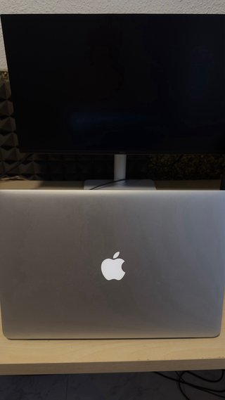 MacBook Pro 15.4" Retina (Mid 2014) - i7 / 16GB