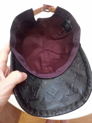 Gorra Louis Vuitton Negra