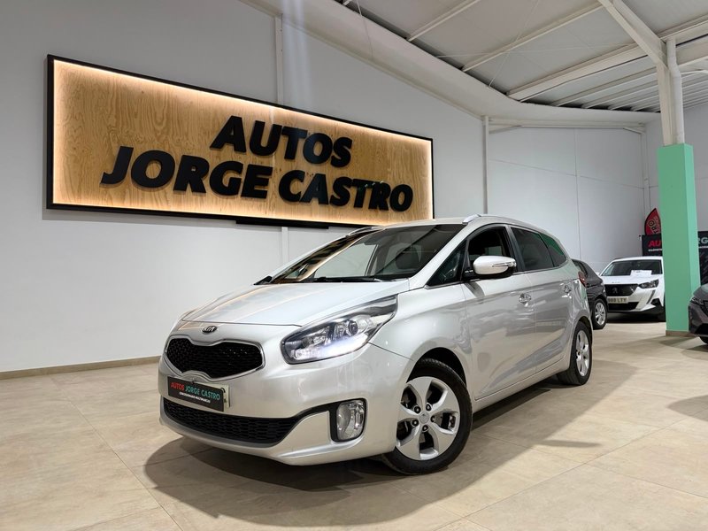 Kia Carens 2015