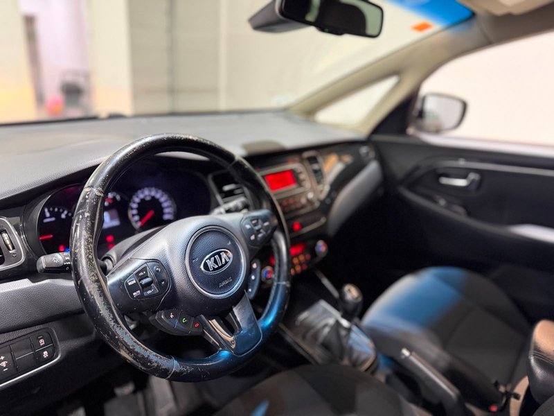 Kia Carens 2015, foto 9