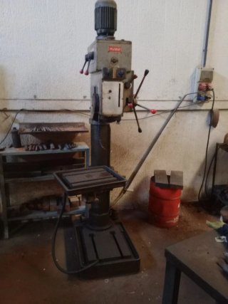 Taladro de columna Mugui Tornero