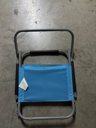 Silla de playa plegable azul y gris