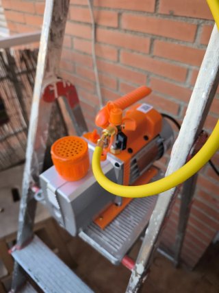TECNICO DE AIRE ACONDICIONADO.