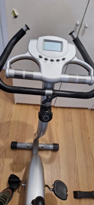 Bicicleta Estática Jetstream PEC-2205