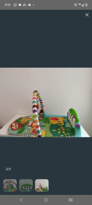 Cama de actividades para bebés