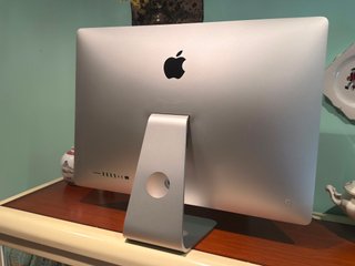 iMac 27" 5K 2017 · i7 4.2 · 64GB · Radeon Pro 580