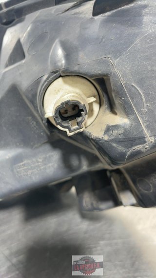 FARO IZQUIERDO Nissan Note (E11E)(01.2006->)