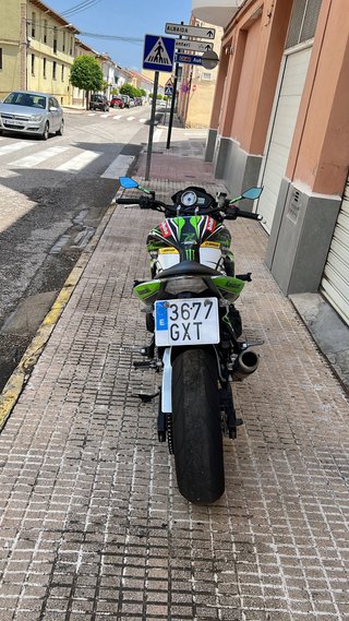 Kawasaki Z750 2010 Verde/Blanco