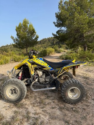 Suzuki LTZ 400