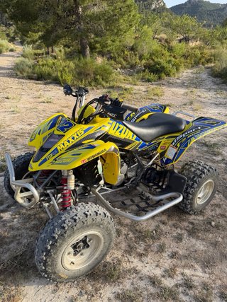 Suzuki LTZ 400