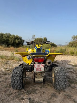 Suzuki LTZ 400