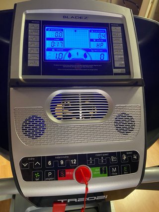 Cinta de Correr Bladez TR202I