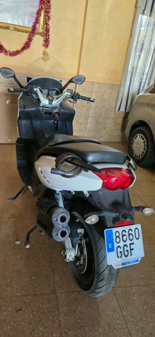 Gilera GP 800 Maxi Scooter