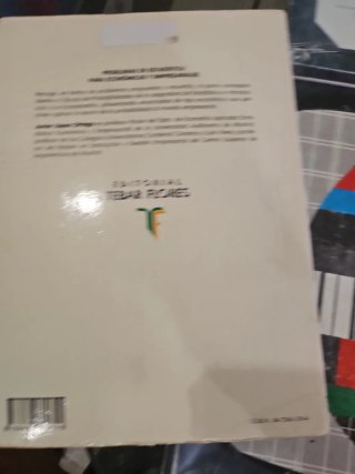 Problemas de estadística para Ciencias Económic...