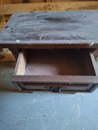 Mueble antiguo madera