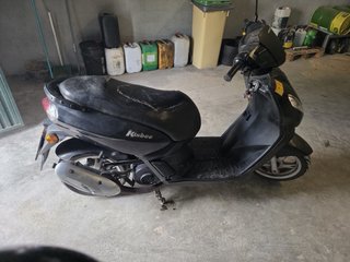 Peugeot Kisbee Scooter Negro