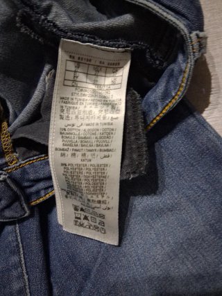 Jeans Guess Tg. 27 in ottime condizioni