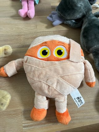 Lote Peluches: Mono, Momia, Hada, Troll, reno