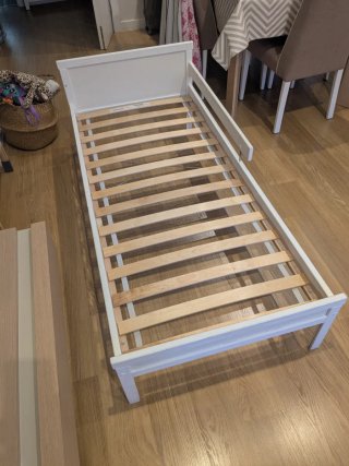Cama infantil 70x160 + Colchón + Protectores