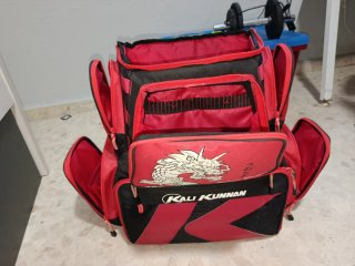 Mochila de pesca KALI KUNNAN dragón