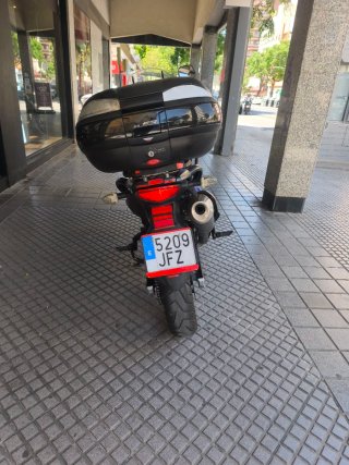 Suzuki V-Strom Adventure Moto