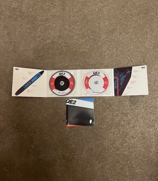 QE2 Deluxe Edition de Mike Oldfield 2 CDs Digipak