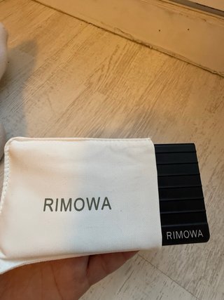 Cartera Rimowa Negra