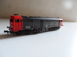 LOCOMOTORA DSB MINITRIX ESCALA N