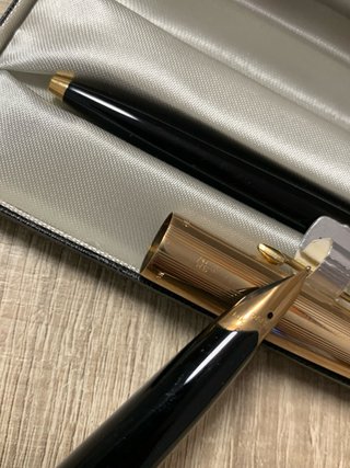 Estuche Parker Pluma y Bolígrafo Oro 14k