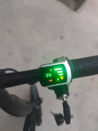 Bicicleta Eléctrica Plegable Negra