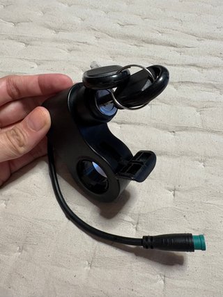 Cerradura Manillar Eléctrica con Llave