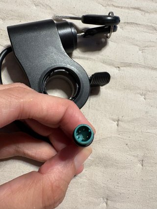 Cerradura Manillar Eléctrica con Llave