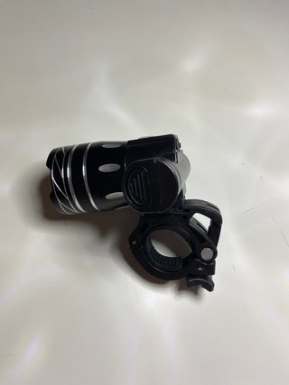 Foco luz delantera bicicleta o patinete LED