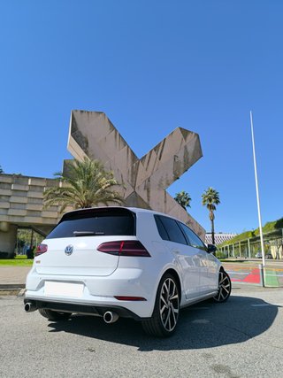 VOLKSWAGEN GOLF GTI PERFORMANCE DSG 245CV