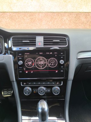 VOLKSWAGEN GOLF GTI PERFORMANCE DSG 245CV