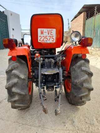 Tractor Kubota B1750